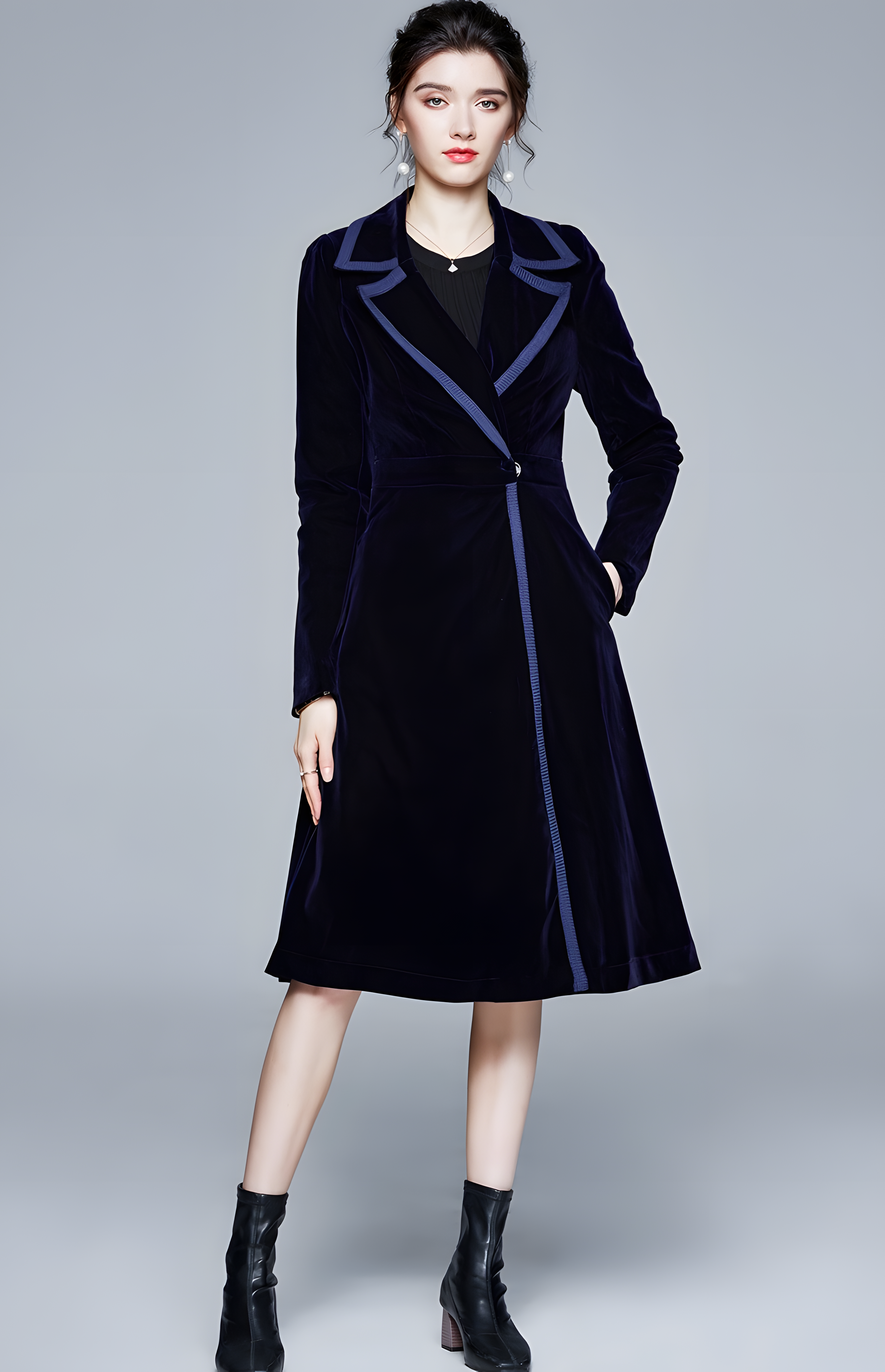 Statement Black Velvet Overcoat with Grand Lapels and Pocket- 627250463092_BLU