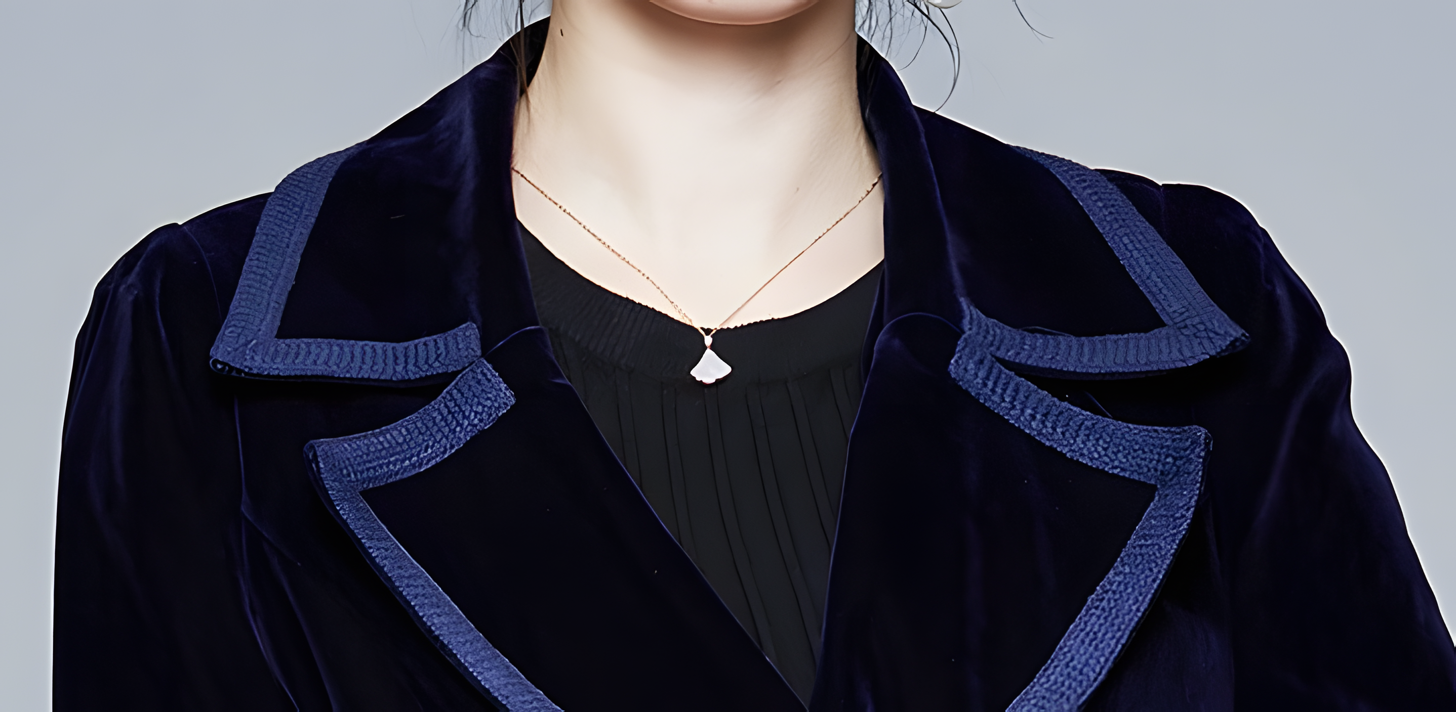 Statement Black Velvet Overcoat with Grand Lapels and Pocket- 627250463092_BLU