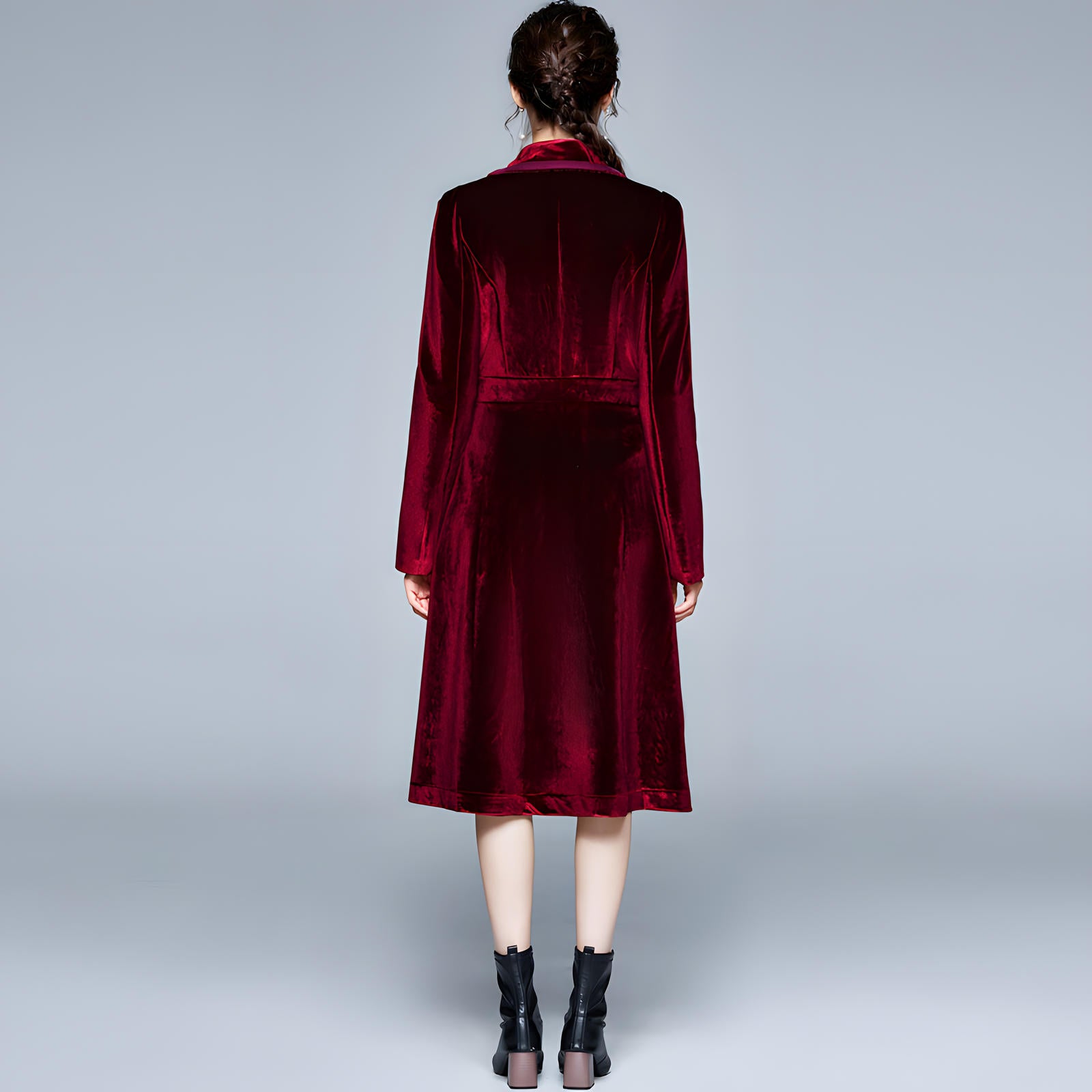 Statement Black Velvet Overcoat with Grand Lapels and Pocket- 627250463092_CLA