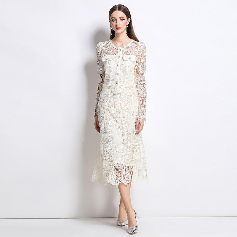 Elegant Long-Sleeve Lace Midi Dress – Ivory White