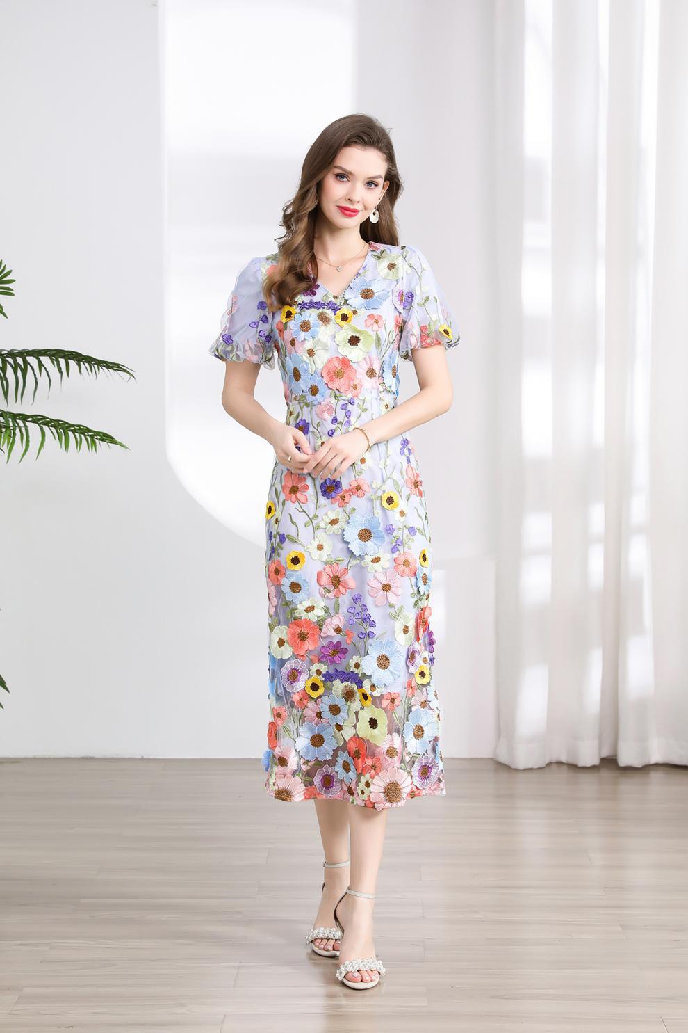 Blossom Elegance Midi Dress