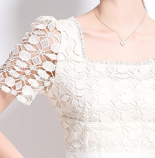 Elegant Lace Midi Dress