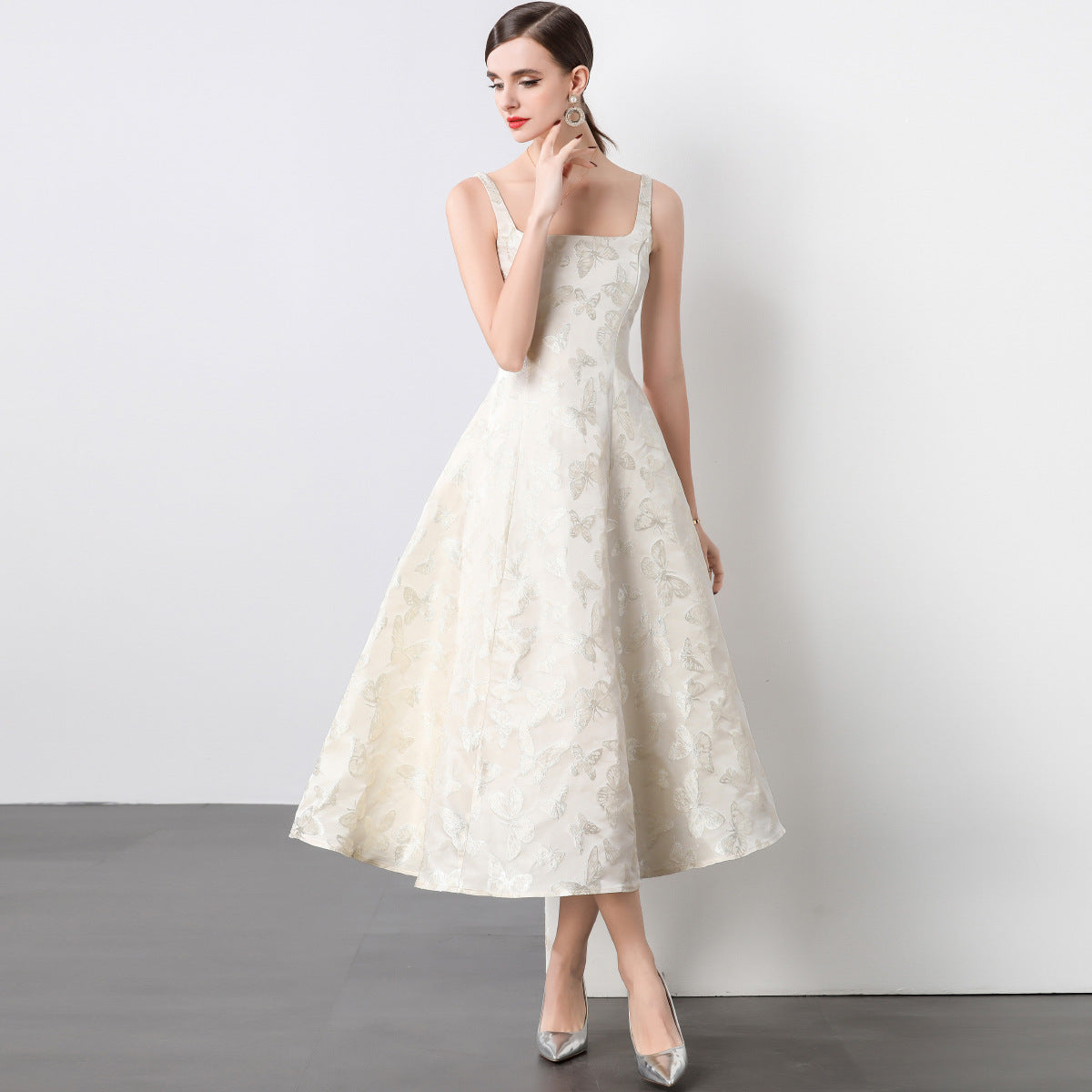 Elegant Floral Jacquard Midi Dress