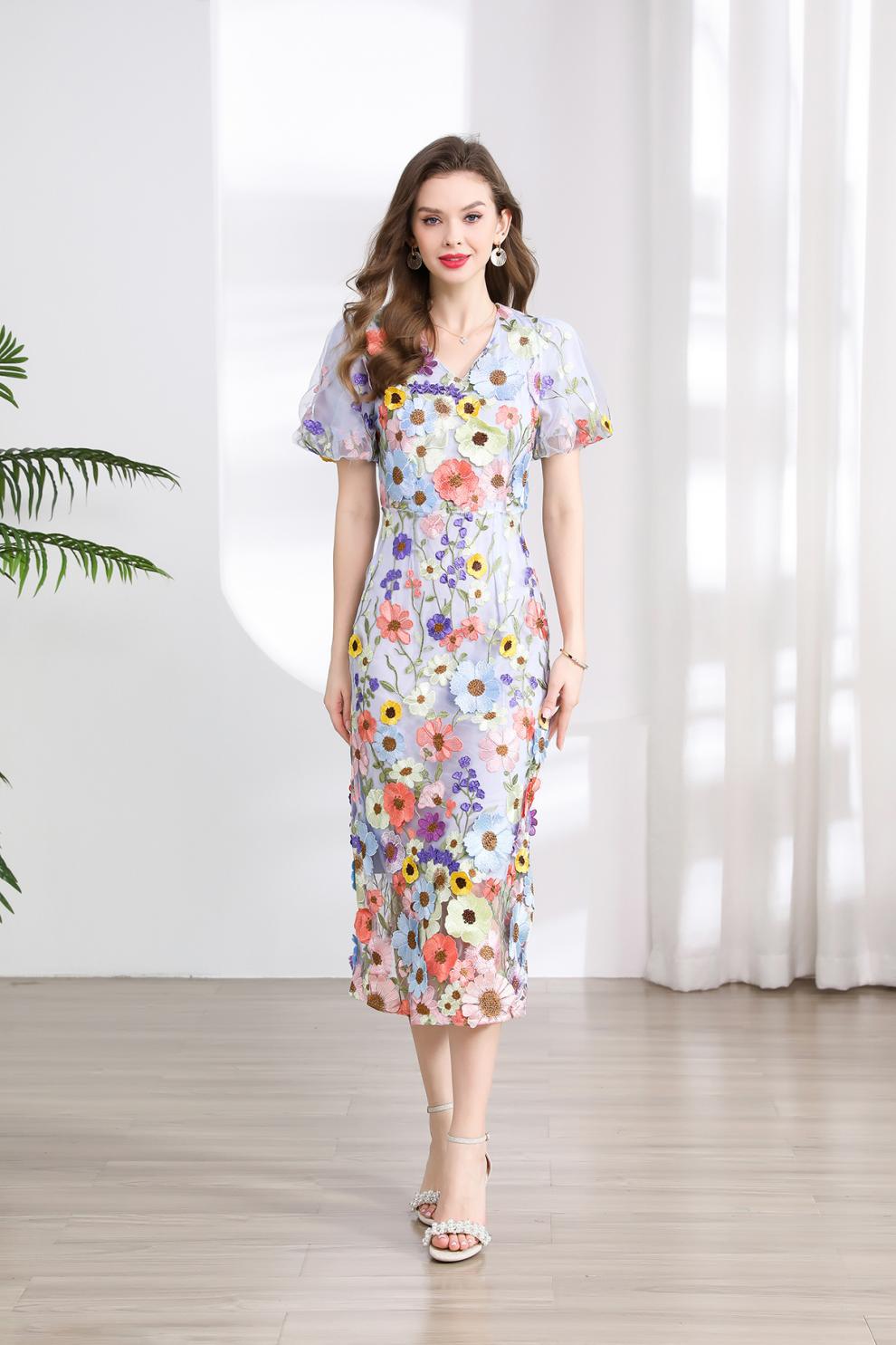 Blossom Elegance Midi Dress