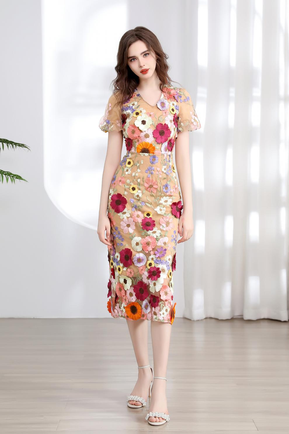 Blossom Elegance Midi Dress