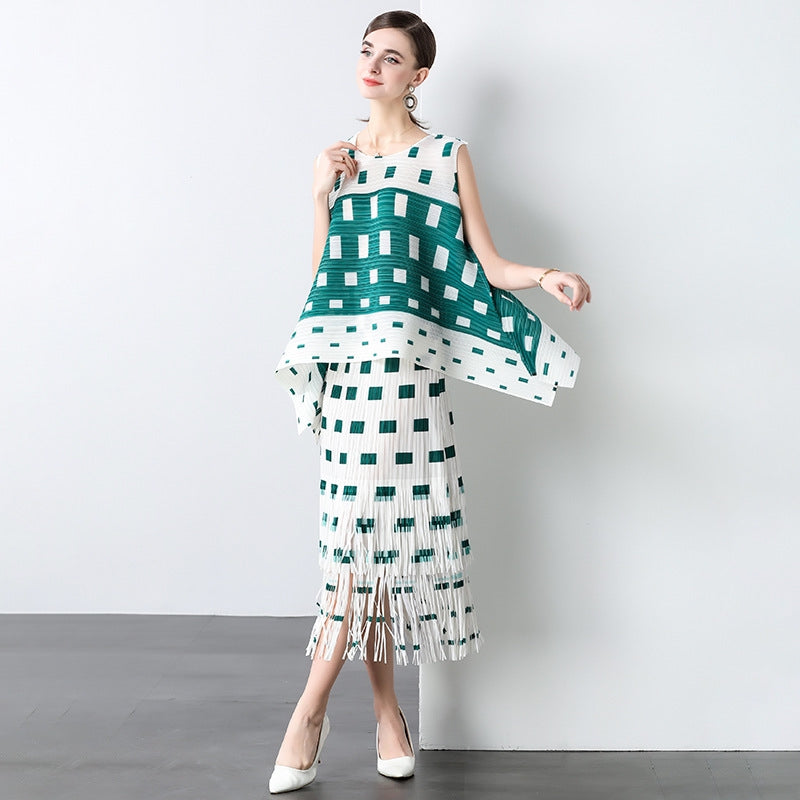 Modern Geometric Asymmetrical Set