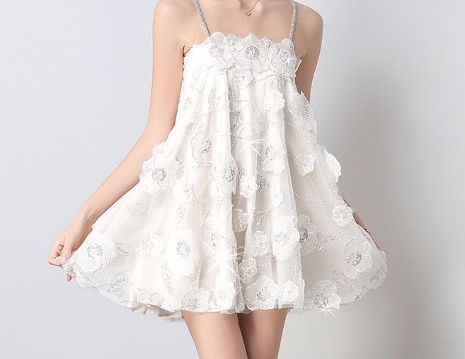 Ivory Whisper Floral Appliqué Mini Dress - 903574425019