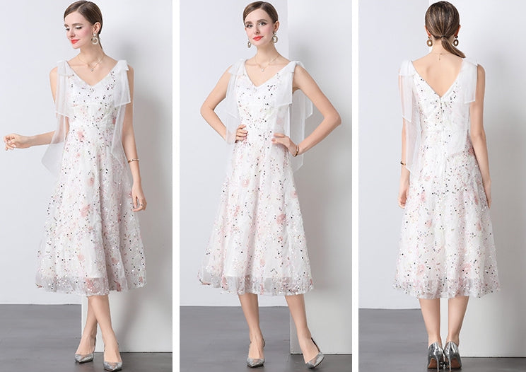 Enchanted Blossom Embellished Midi Dress - 	 902789509732_WHITE