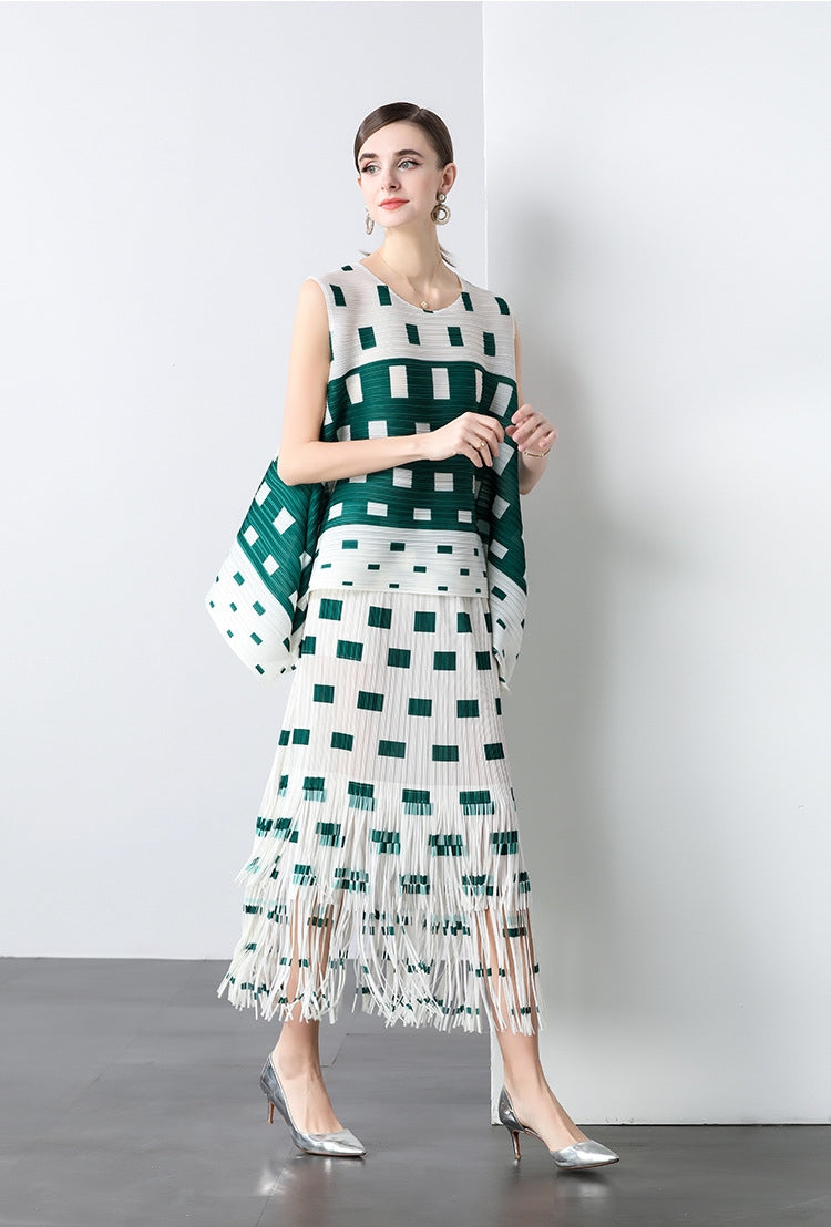 Modern Geometric Asymmetrical Set