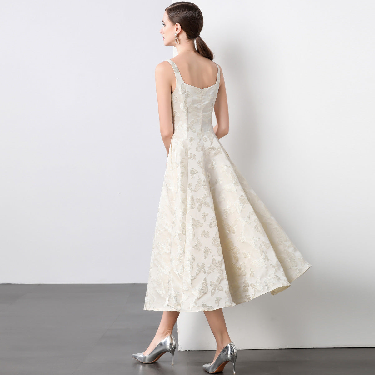 Elegant Floral Jacquard Midi Dress