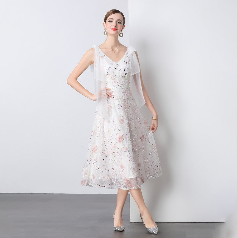 Enchanted Blossom Embellished Midi Dress - 	 902789509732_WHITE