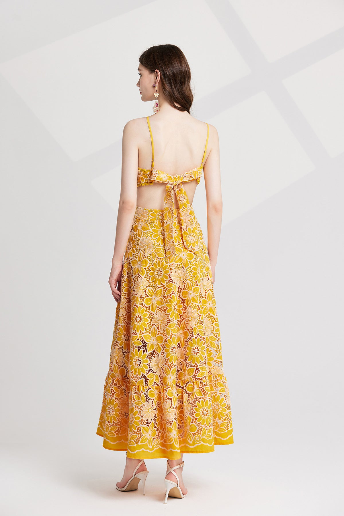 Luxury French Lace Halter Neck Holiday Breeze Black Dress - 829851111269_YEL