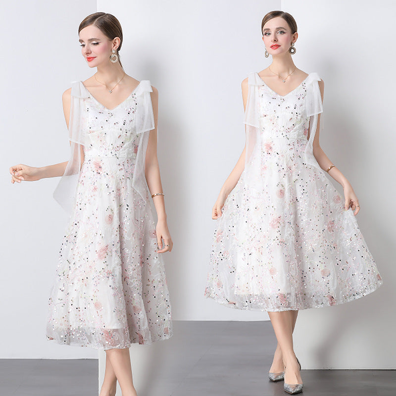 Enchanted Blossom Embellished Midi Dress - 	 902789509732_WHITE