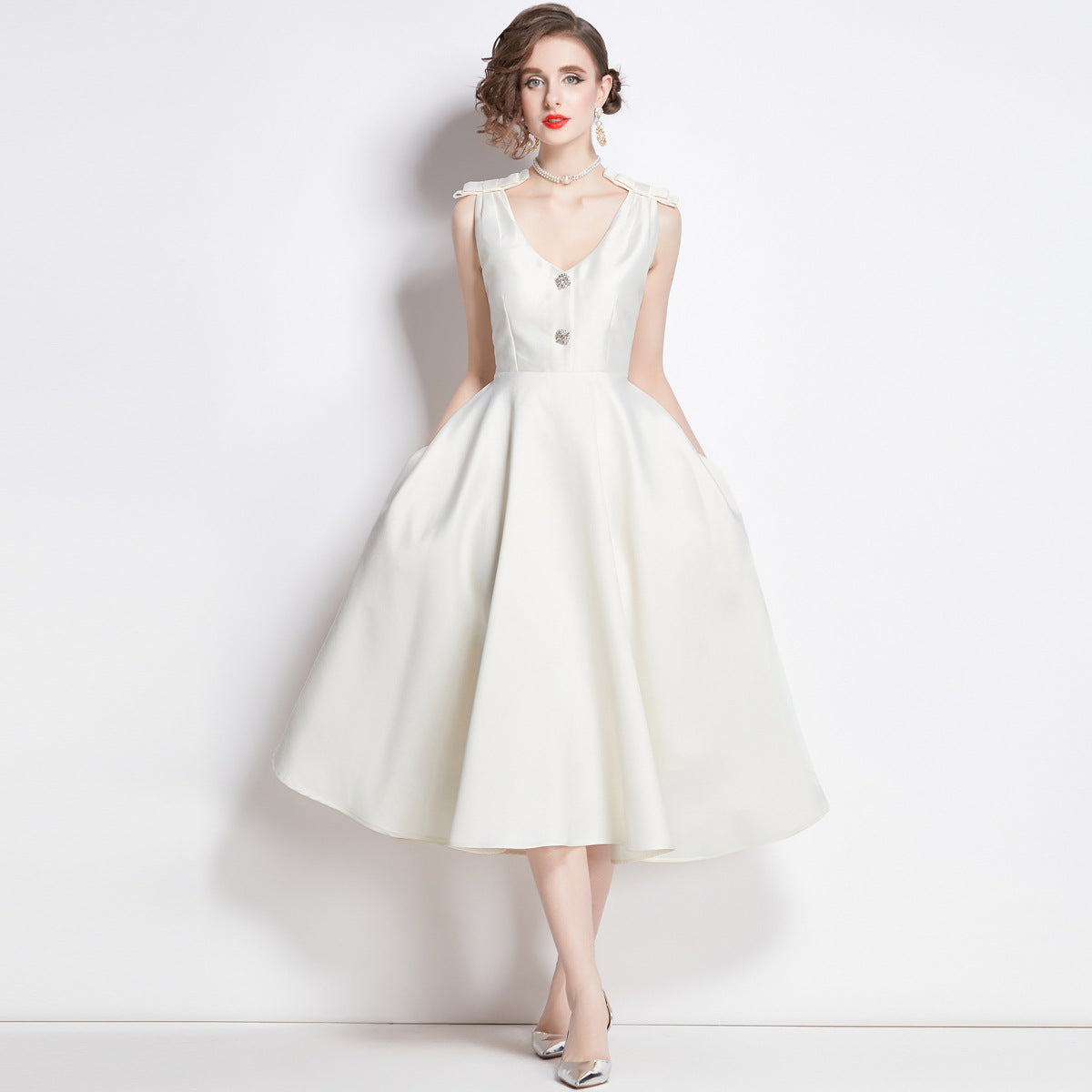 Hepburn Style Shoulder Bow V-Neck Solid White Satin Dress - 1635#701